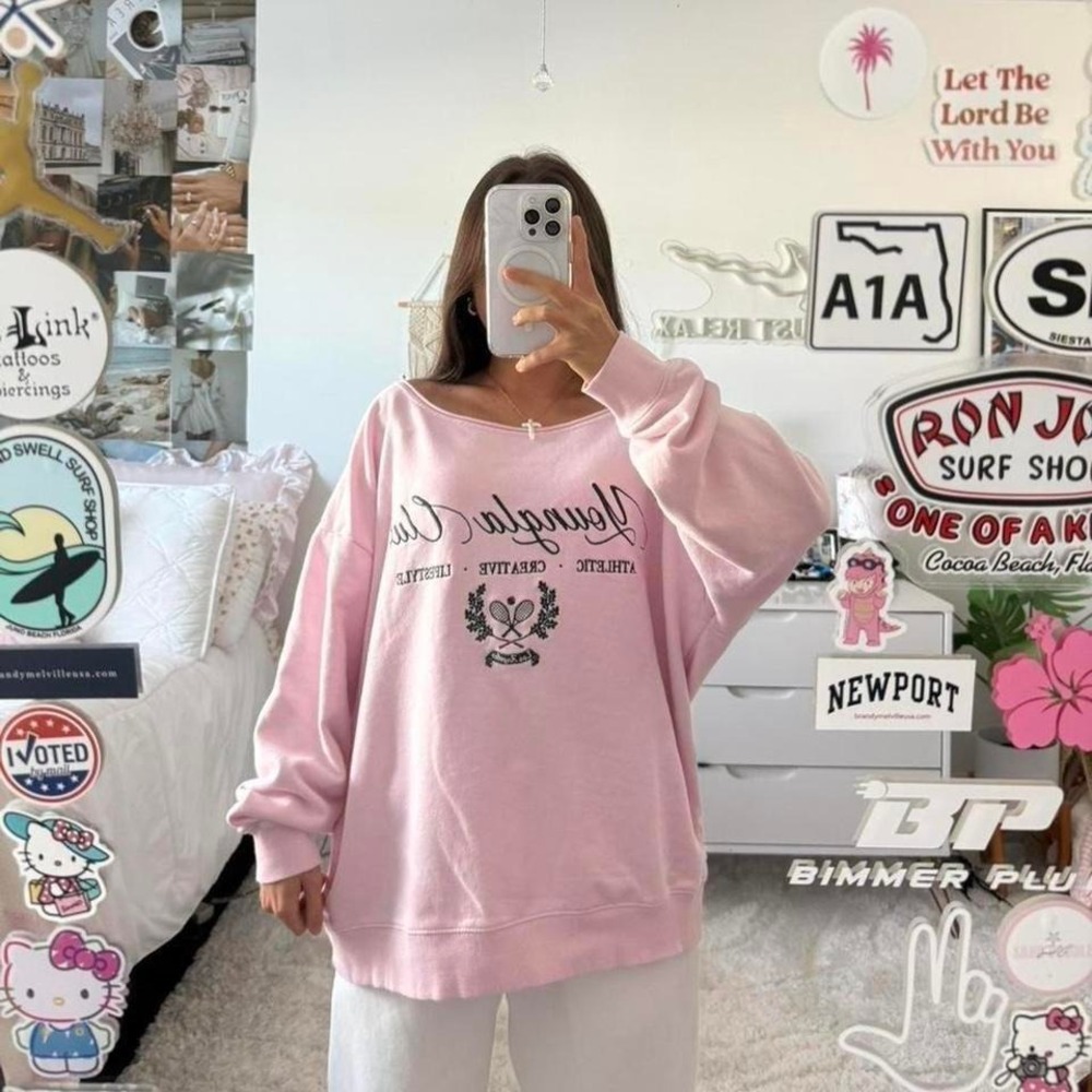 pink young la her off-the-shoulder crewneck sweatshirt